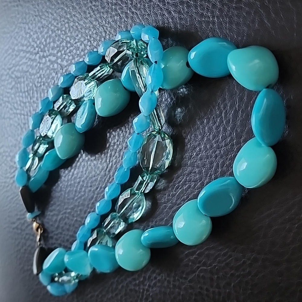 Carolee necklace